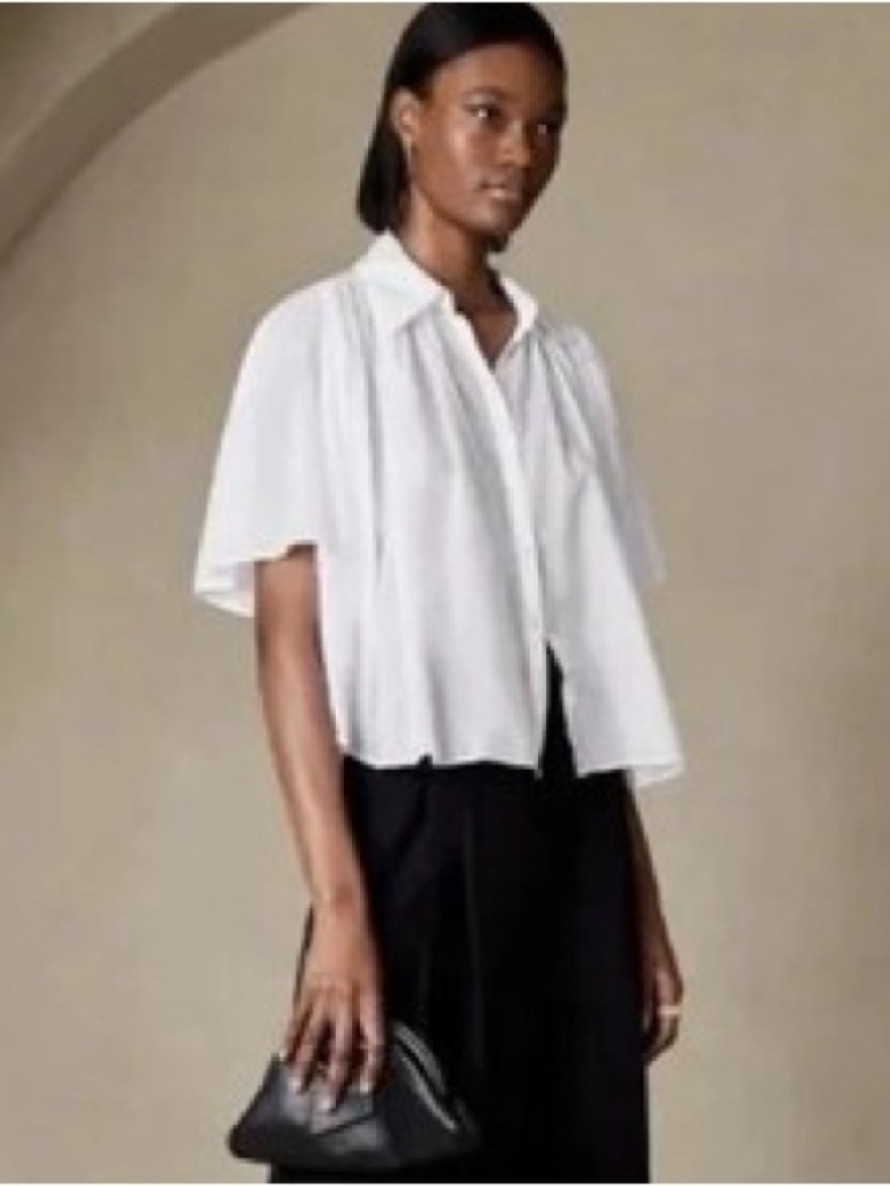 Banana Republic Rosalie White Silk-Cotton Flowy Blouse Size M